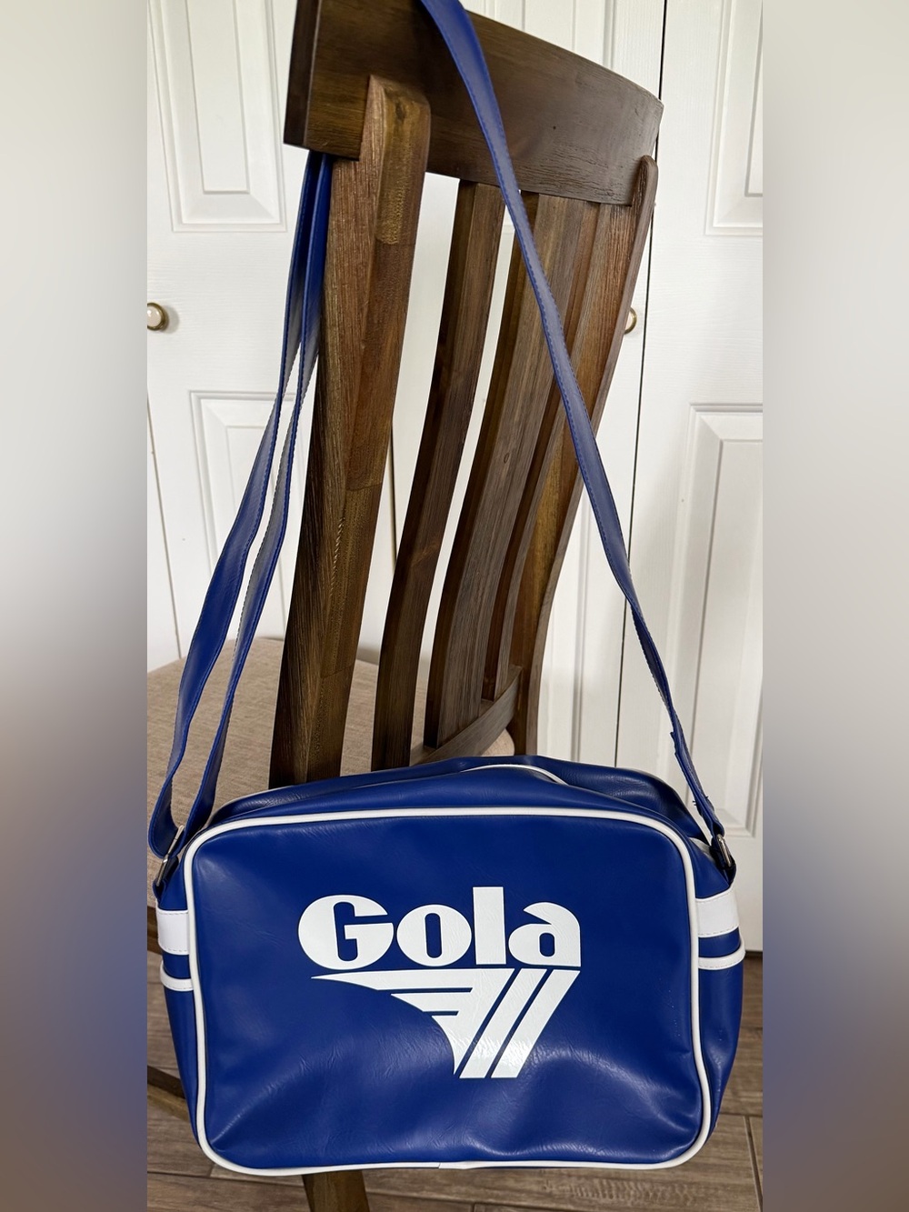 Gola Classics Redford
Messenger Bag ~ NWT!